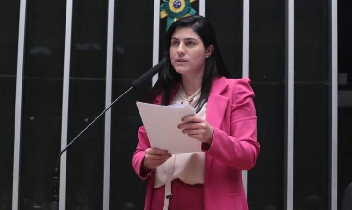 Comissão aprova criação de portal para centralizar informações sobre vagas de residência médica