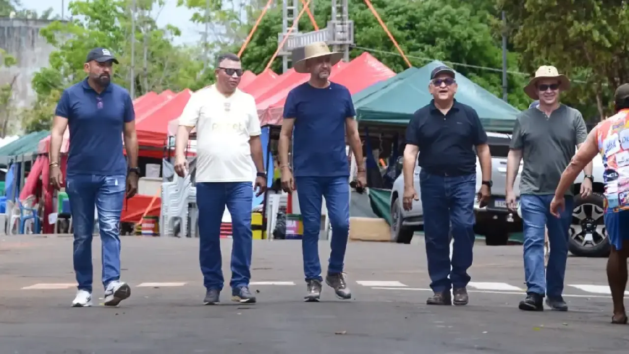 Mobilidade urbana: governador Clécio Luís inspeciona obras de pavimentação de 5 quilômetros de vias em Vitória do Jari