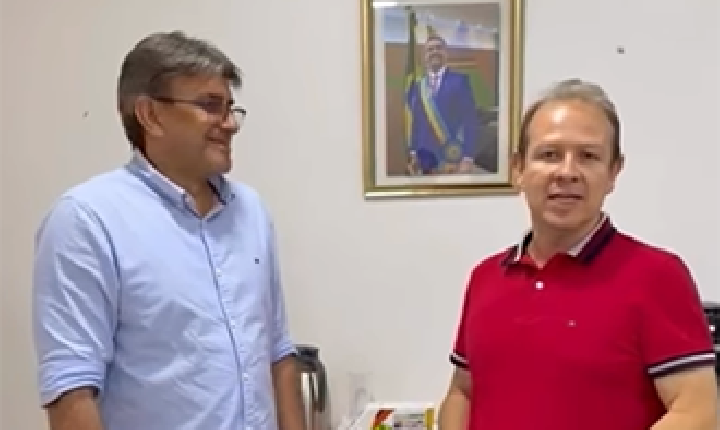 Prefeito Júnior Leite e secretário Luís Carlos  firmam convênio para melhorar limpeza urbana