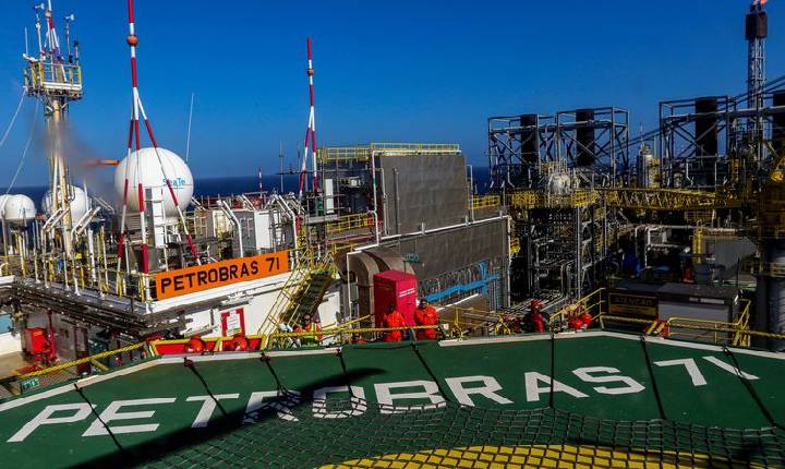 Produção de petróleo e gás atinge 4,921 milhões de barris em novembro