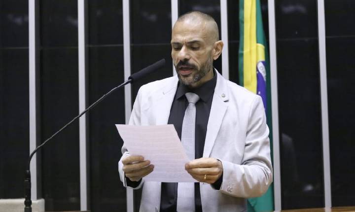 Projeto cria auxílio para familiares de policial morto em razão do trabalho