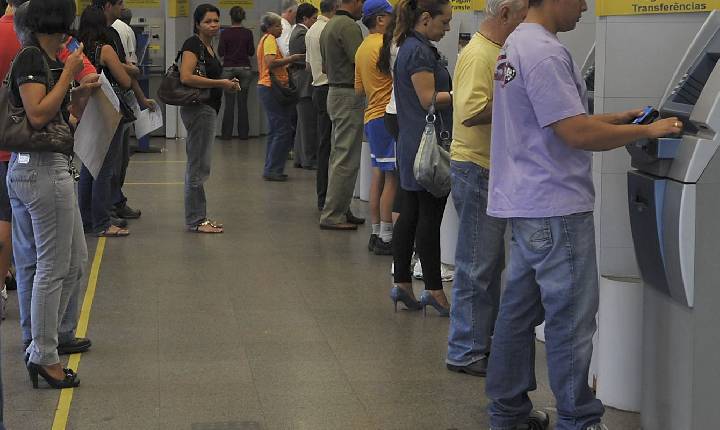 Veja como checar dados oficiais sobre a saúde financeira do seu banco