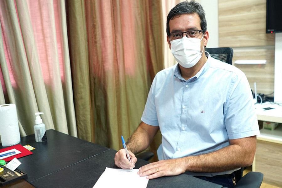 PREFEITO DE MACAPÁ PRORROGA PRAZO DE VALIDADE DE CONCURSOS PÚBLICOS DE VÁRIAS ÁREAS