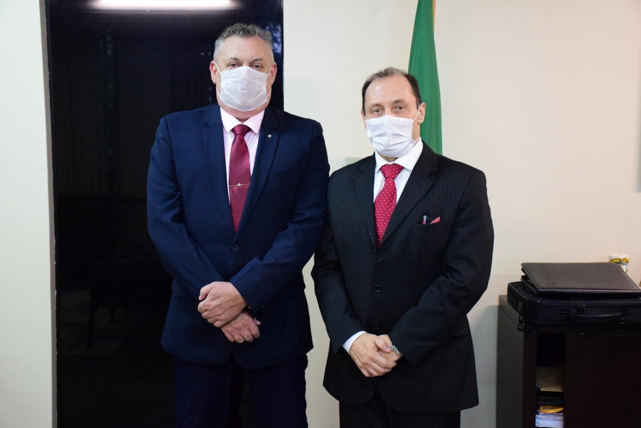 AÇÕES JUNTO AO CNJ PEDEM ANULAÇÃO DE PROMOÇÃO DE ADÃO DE CARVALHO AO DESEMBARGO DO TJAP 