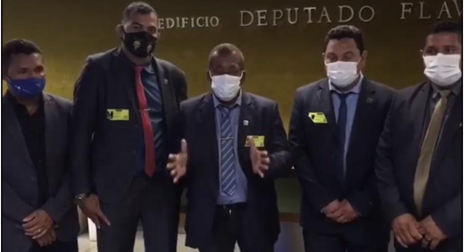 Comitiva municipal vai a Brasília articular recursos de emendas parlamentar para projetos do município 