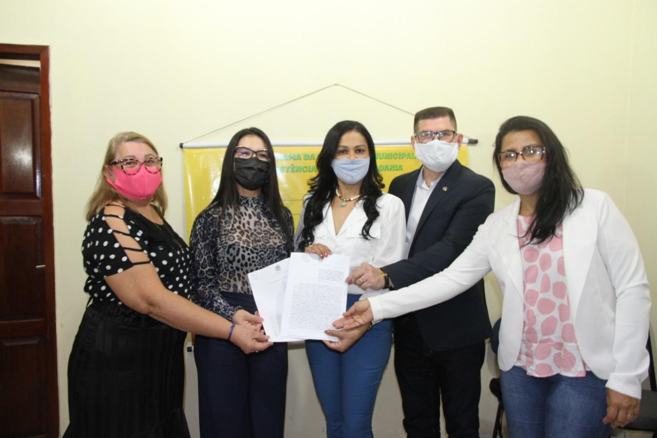  Frente Parlamentar apresenta o Pacto Nacional da Primeira Infância à Secretaria Municipal de Assistência Social