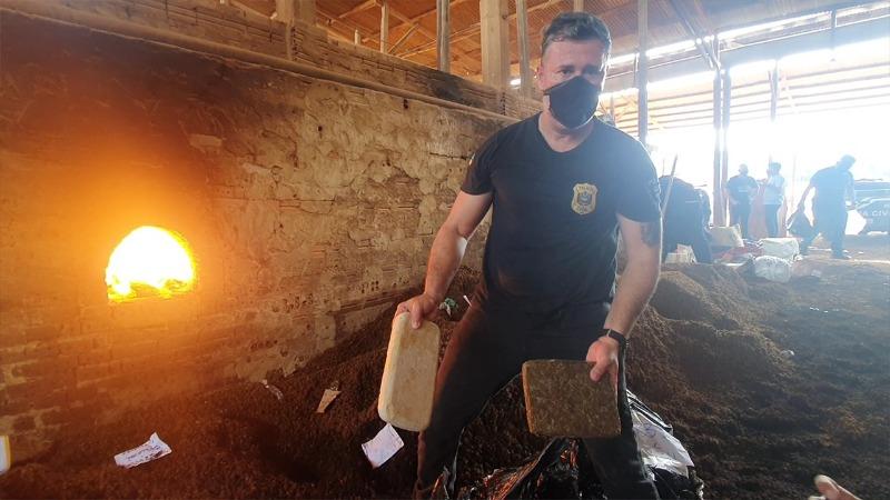 POLÍCIA CIVIL INCINERA 300 QUILOS DE DROGAS APREENDIDAS EM 2020