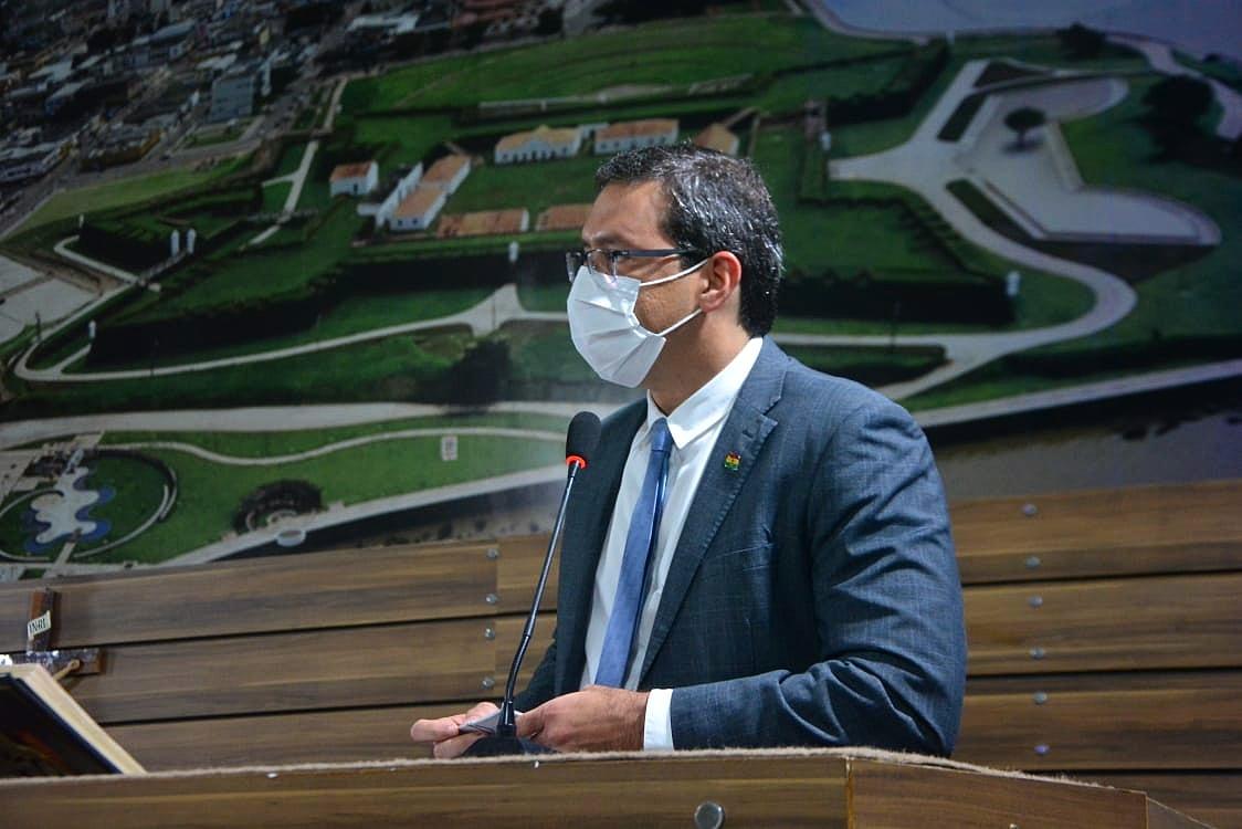 Prefeito Antônio Furlan usa a tribuna da CMM e pede apoio dos vereadores 