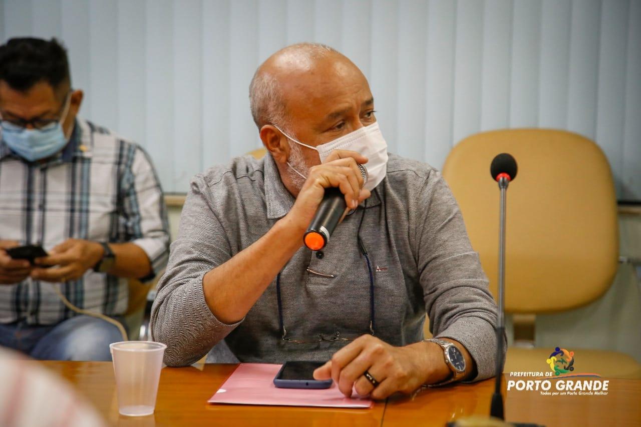 Reforçando as medidas de segurança contra a COVID-19.