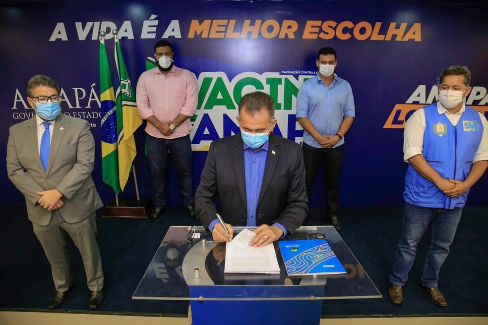 Amapá compra 450 mil doses da Sputnik V, contra a Covid-19, e prevê imunizar 44% da população