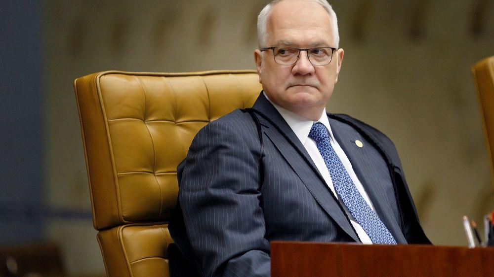 Ministro Fachin anula condenações de Lula e ex-presidente se torna elegível