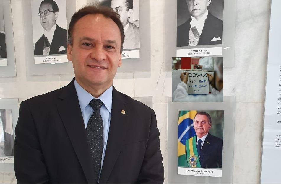 UBAM defende vacina com dose única e eficácia de 3 anos, a Covax  