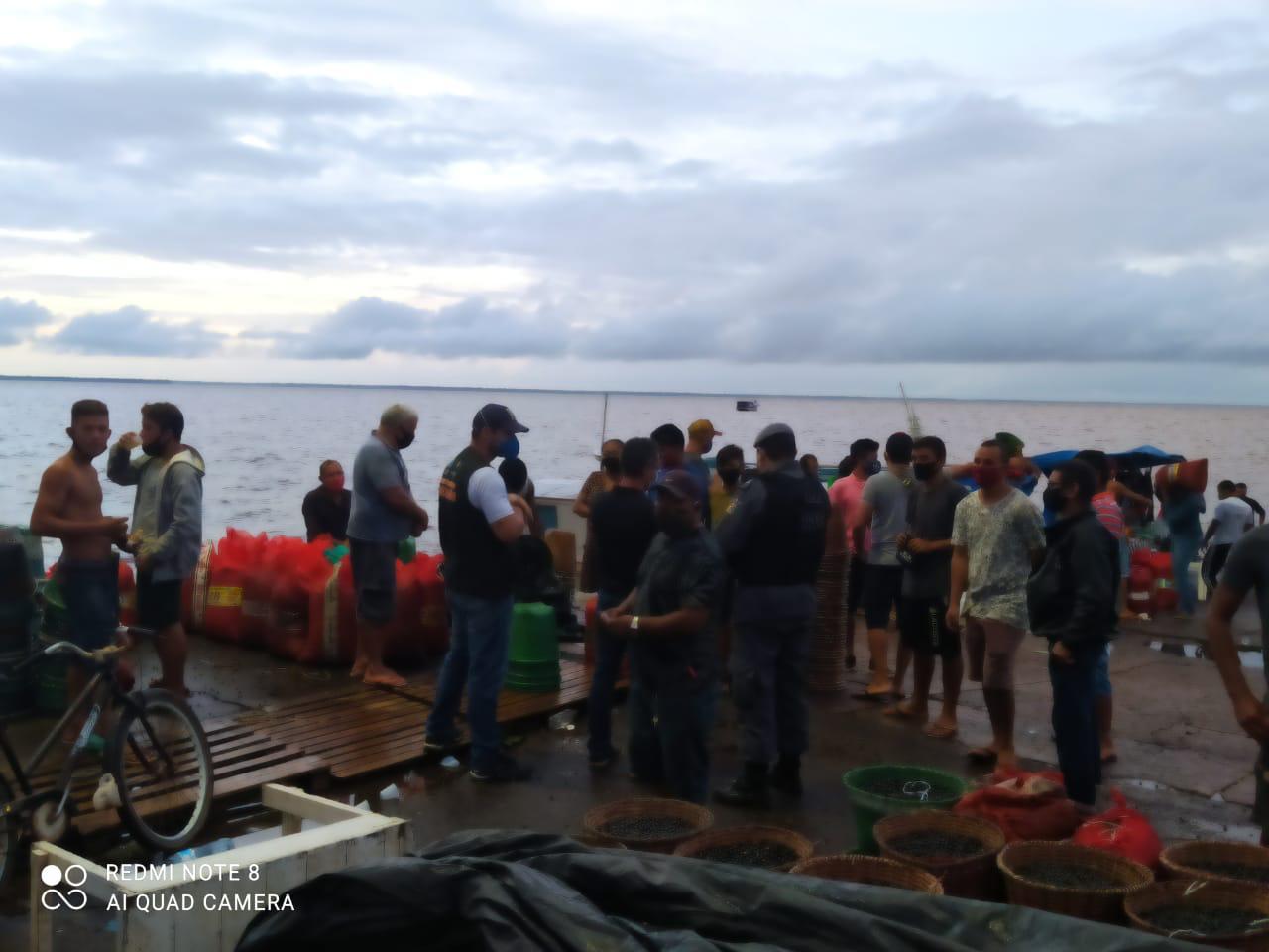 Ação do MP-AP com Vigilância Sanitária de Macapá e do Estado distribuiu 700 máscaras na Rampa do Açaí