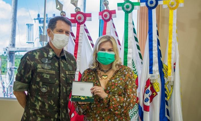 Reconhecimento: procuradora-geral de Justiça do MP-AP, Ivana Cei, é agraciada com a Medalha Exército Brasileiro