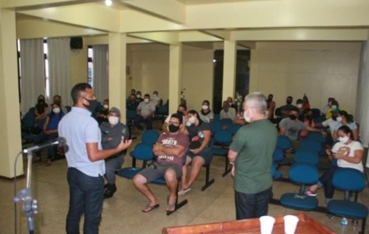 VIDEOCONFERÊNCIA DE NIVELAMENTO ENTRE MUNICÍPIOS E ESTADO DEFINE NOVAS RESTRIÇÕES