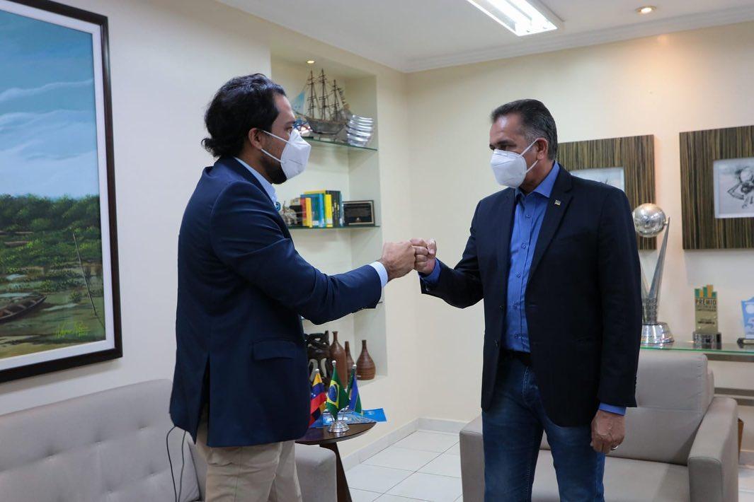Waldez Góes recebe conselheiro da Embaixada da Venezuela e conversam sobre os pescadores presos na costa amapaense 