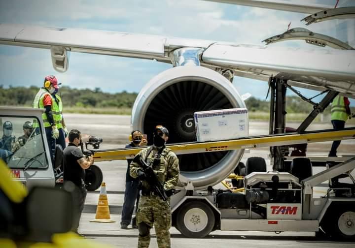Amapá recebe novo lote com 3.200 vacinas Coronavac