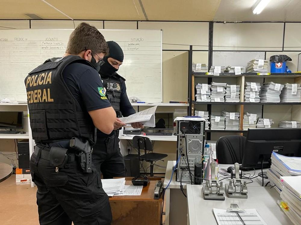 Covid-19: PF apura desvio de R$ 563 mil em contratação de dois hospitais de campanha no Amapá    