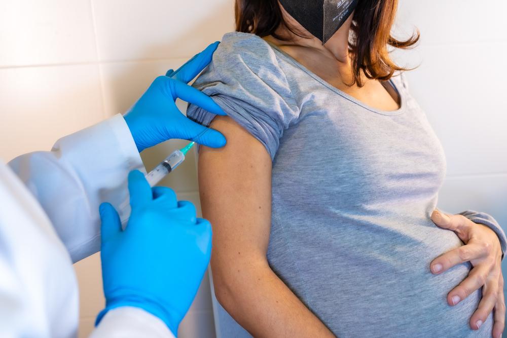 Covid-19: Santana começará aplicar vacinas Pfizer em grávidas e puérperas com comorbidades na segunda-feira, 10