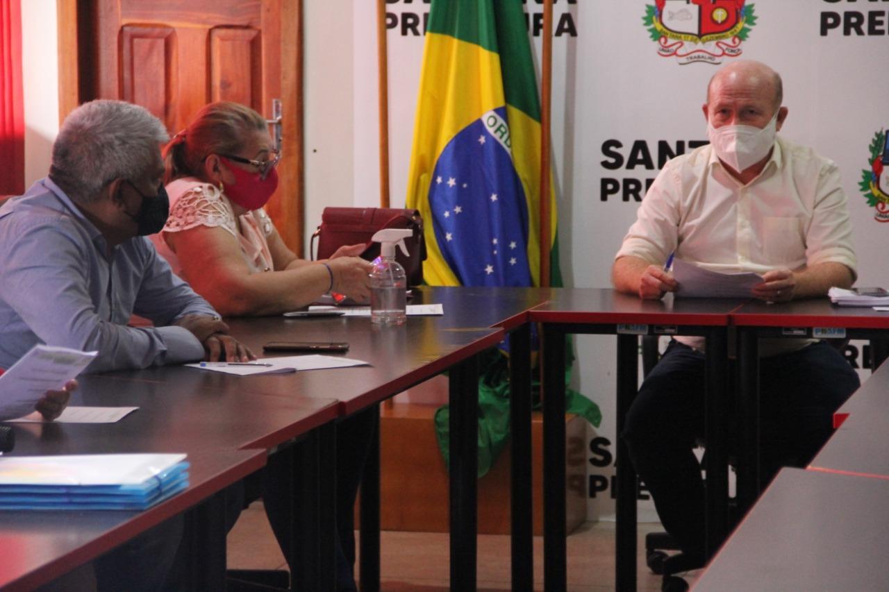 Prefeito de Santana, Bala Rocha, recebe representantes de bairros para elaboração do Plano Plurianual do município