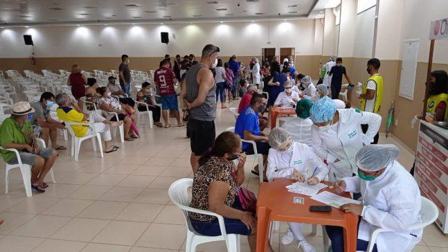 Santana vacina 1 mil pessoas com 2ª dose de CoronaVac no primeiro dia de mutirão