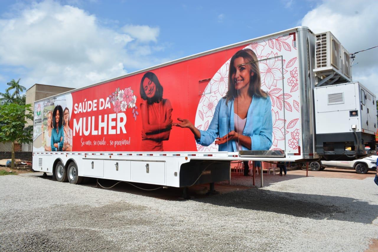Unidade Móvel Saúde da Mulher inicia atendimentos no bairro Marabaixo