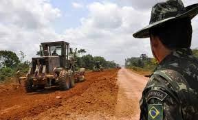 General não descarta que Exército possa assumir outros trechos da pavimentação da BR-156