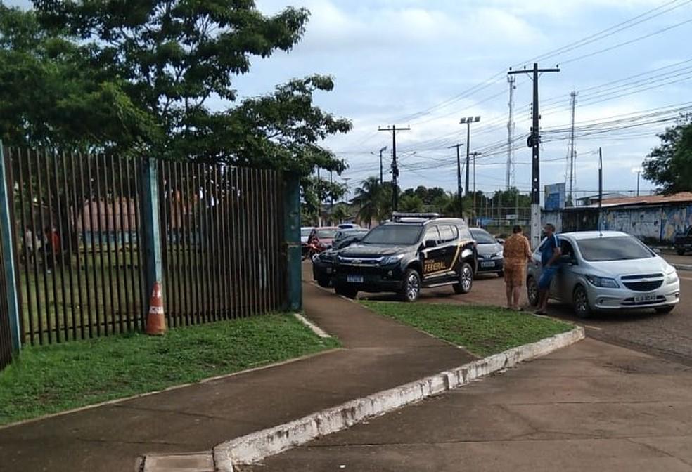 Polícia Federal investiga supostas fraudes em licitações de 2014 e 2015, em Santana