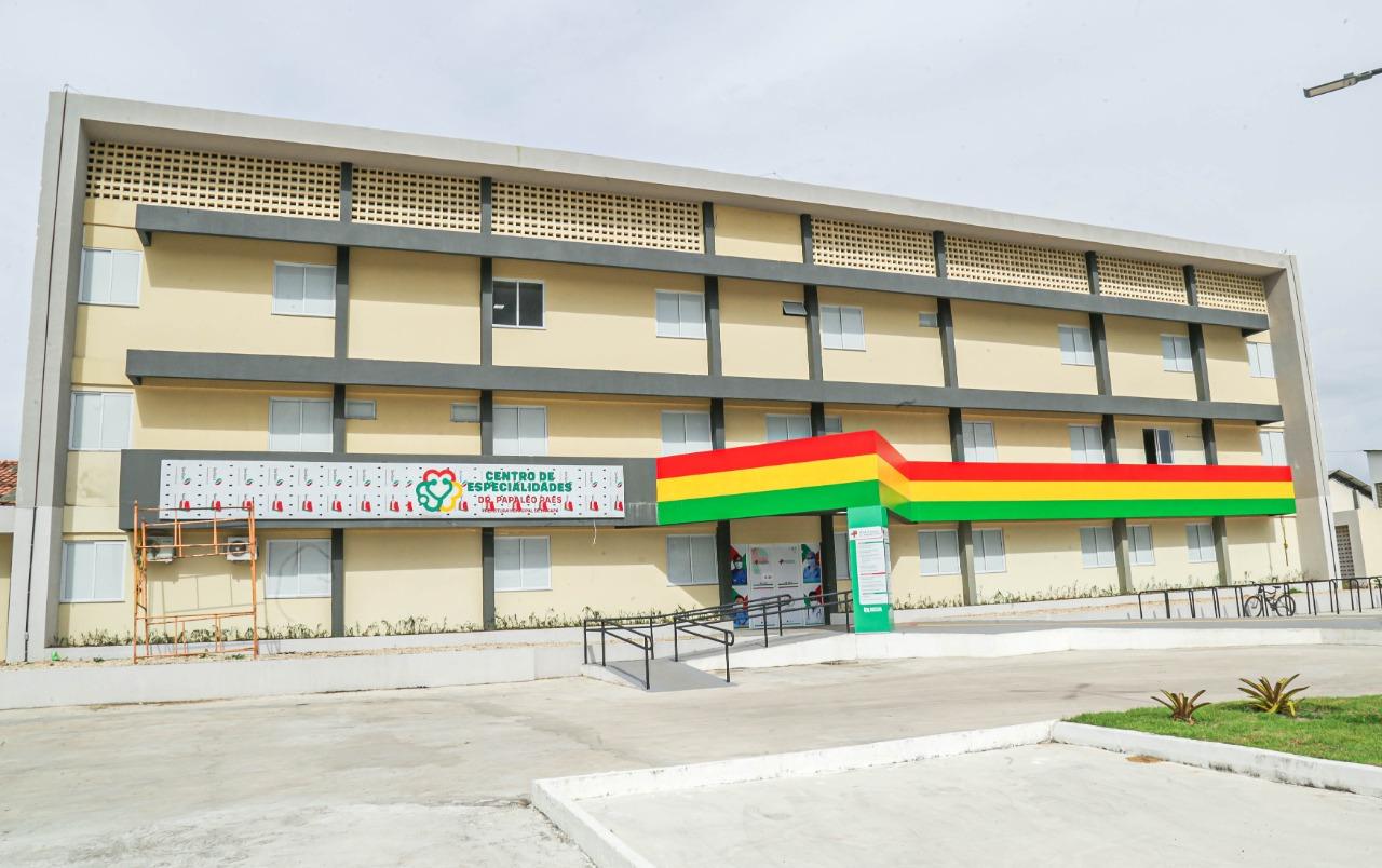 Semob entrega prédio do Centro de Especialidades Dr. Papaléo Paes pronto para funcionamento
