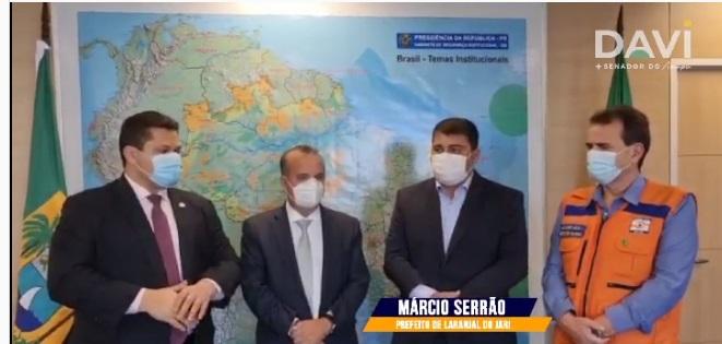 SENADOR DAVI ALCOLUMBRE ARTICULA AJUDA PARA LARANJAL DO AJRI