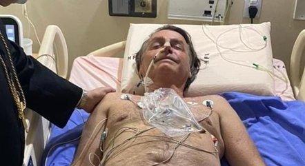 Bolsonaro chega a SP para avaliar necessidade de cirurgia