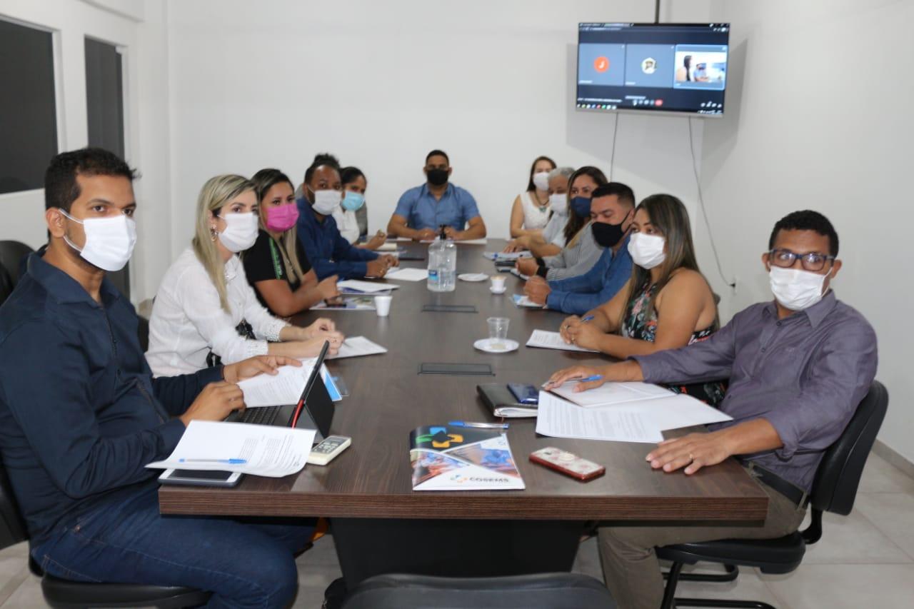 COSEMS/AP homenageia atuação das equipes de saúde