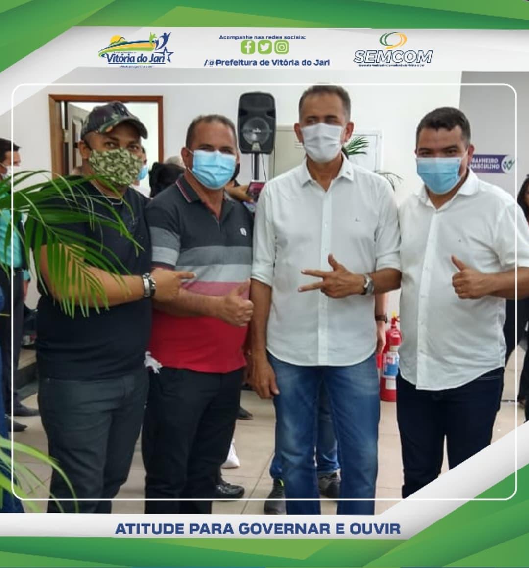 O Prefeito Ary Duarte participou da inauguração do novo SUPERFÁCIL em Laranjal do Jari.