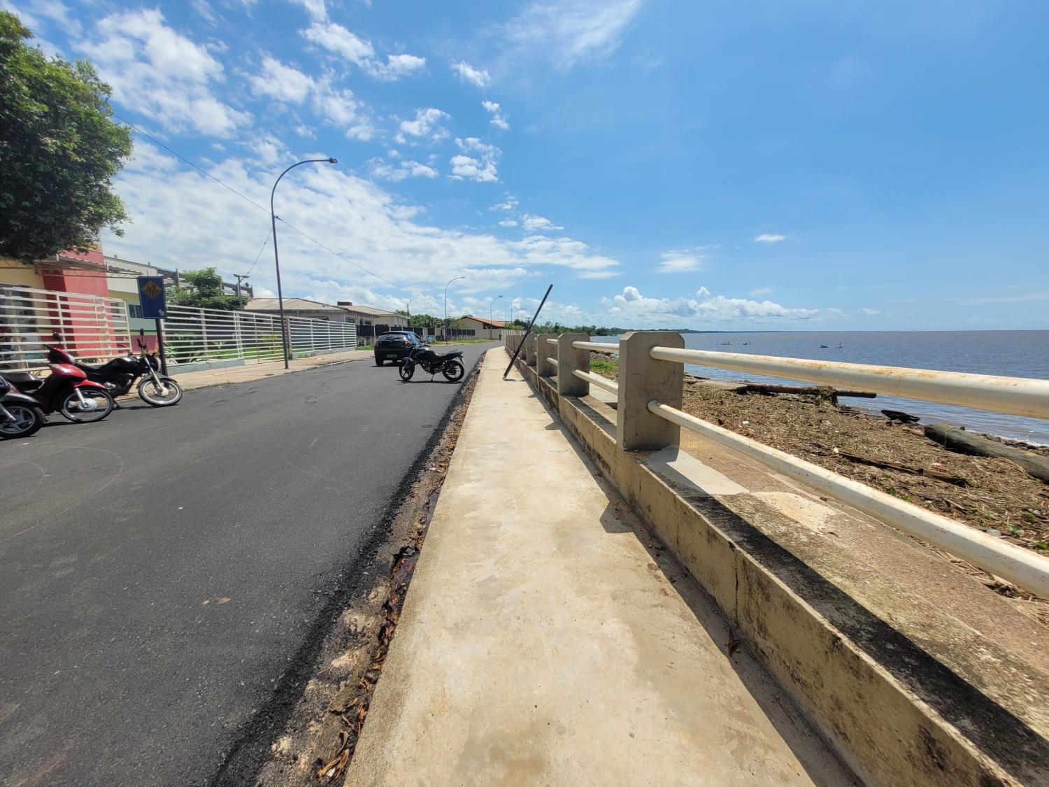 Obra de recuperação do muro de arrimo na orla do bairro Cidade Nova entra em fase de finalização