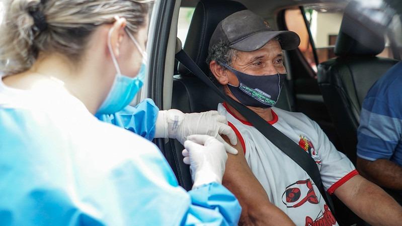 PREFEITURA DE MACAPÁ VACINA POPULAÇÃO COM 35 ANOS CONTRA A COVID-19 NESTA QUINTA-FEIRA (15) 