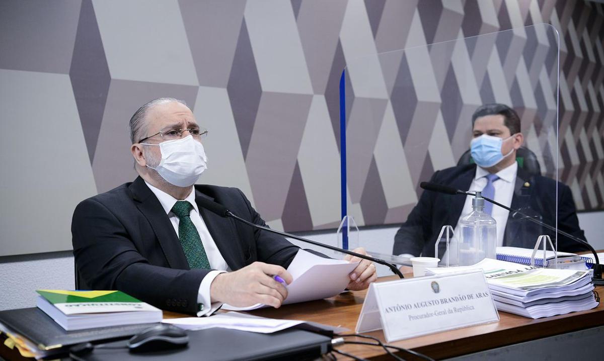 CCJ aprova recondução de Aras; procurador sofre fortes críticas ao trabalho à frente da PGR