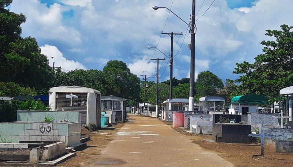 Cemitérios de Macapá permanecem fechados e sem visitação no Dia dos Pais