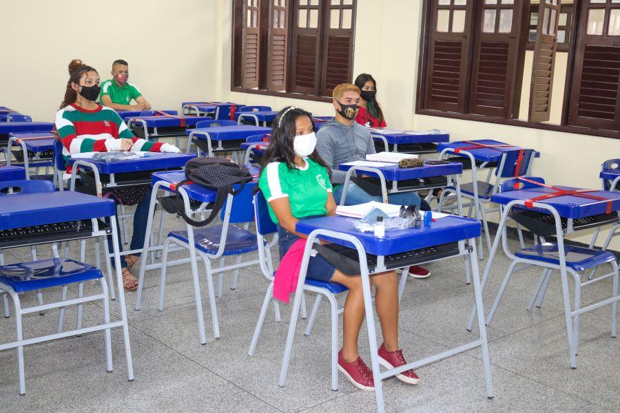 Escolas da rede estadual realizam acolhimento dos estudantes que retornaram as atividades presenciais 