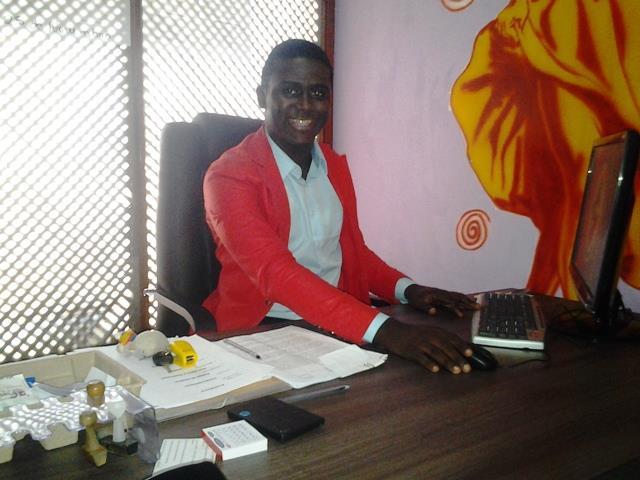 Ex-presidente da UNA é condenado por estelionato