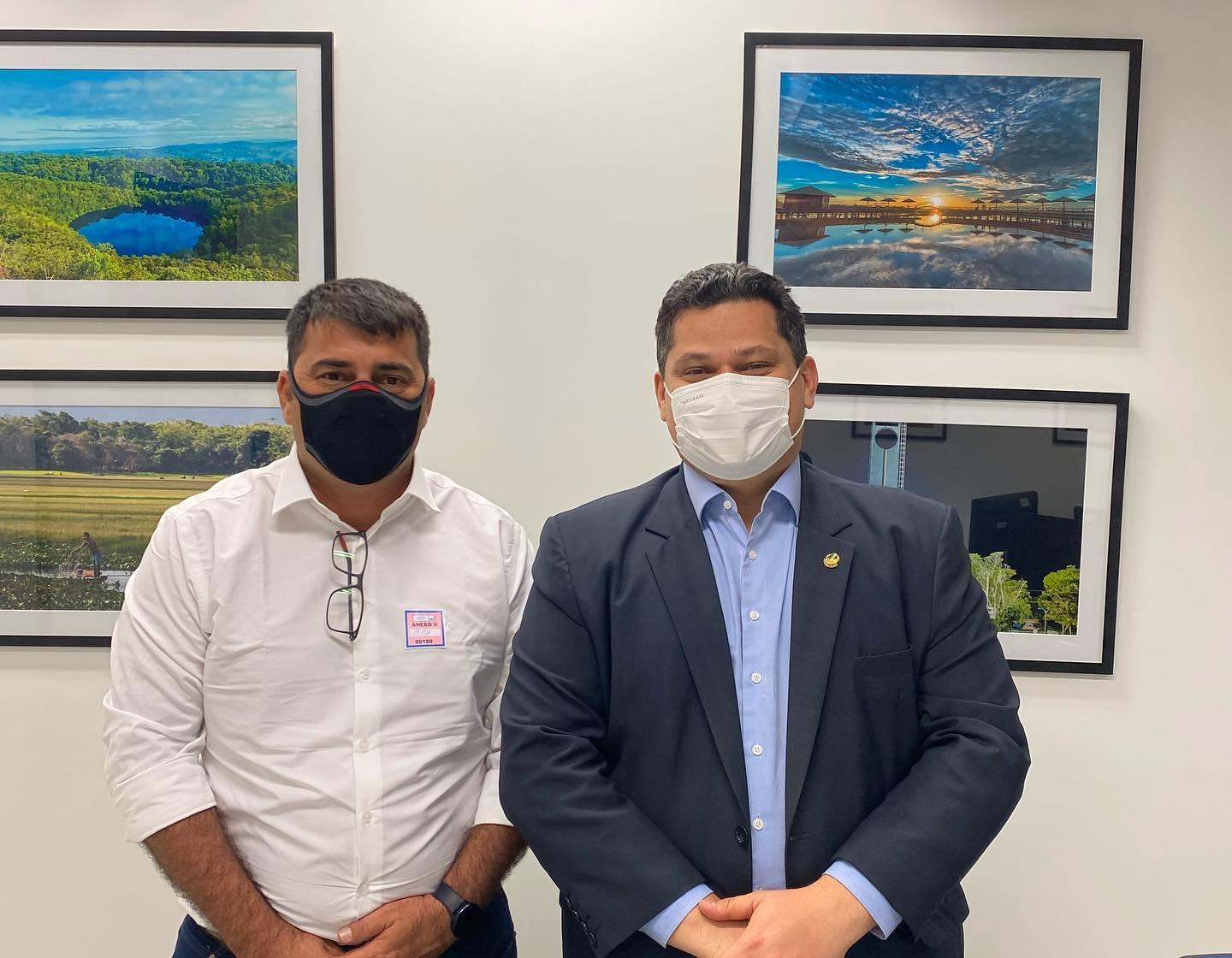 Prefeito Márcio Serrão reúne-se com o senador Davi Alcolumbre em Brasília e a pauta é o desenvolvimento