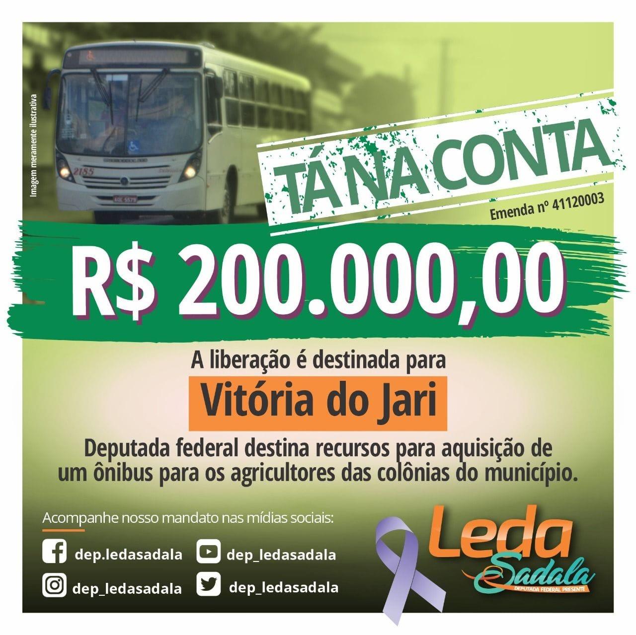 Em aniversário de Vitória do Jari agricultores agradecem Leda Sadala por ônibus e voadeira