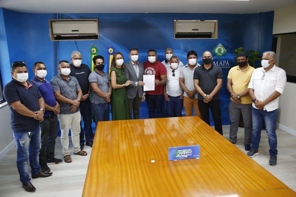 Governador reafirma compromissos para em saneamento e mobilidade urbana em Laranjal do Jari