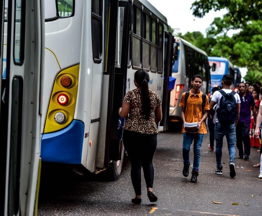 Governo vai retomar Passe Livre Estudantil