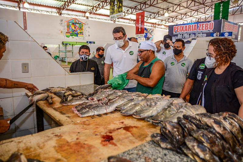 Peixe Tucuju: Vigilância em Saúde e secretariado fiscalizam comércio de pescado nas feiras da capital