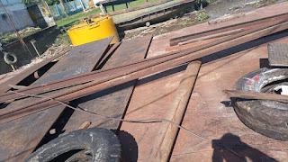 Trilhos furtados de ferrovia no AP são apreendidos em balsa; carga é avaliada em R$ 500 mil