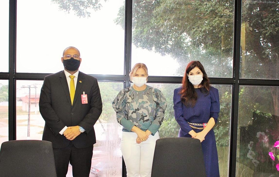 Vereadores relatam ao MP-AP falta de transparência na Câmara de Macapá