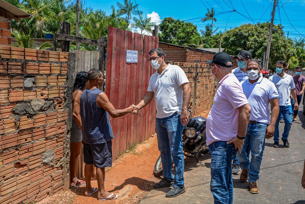 Comitiva da Prefeitura visita bairros nas zonas sul, oeste e central de Macapá na agenda deste domingo