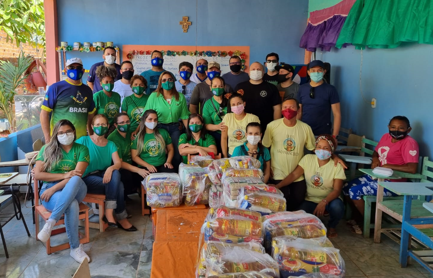 FRATERNIDADES LUZ DO EQUADOR E ROSA BRANCA