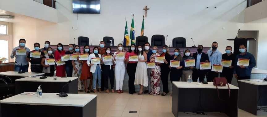 Profissionais da saúde de Santana recebem homenagem