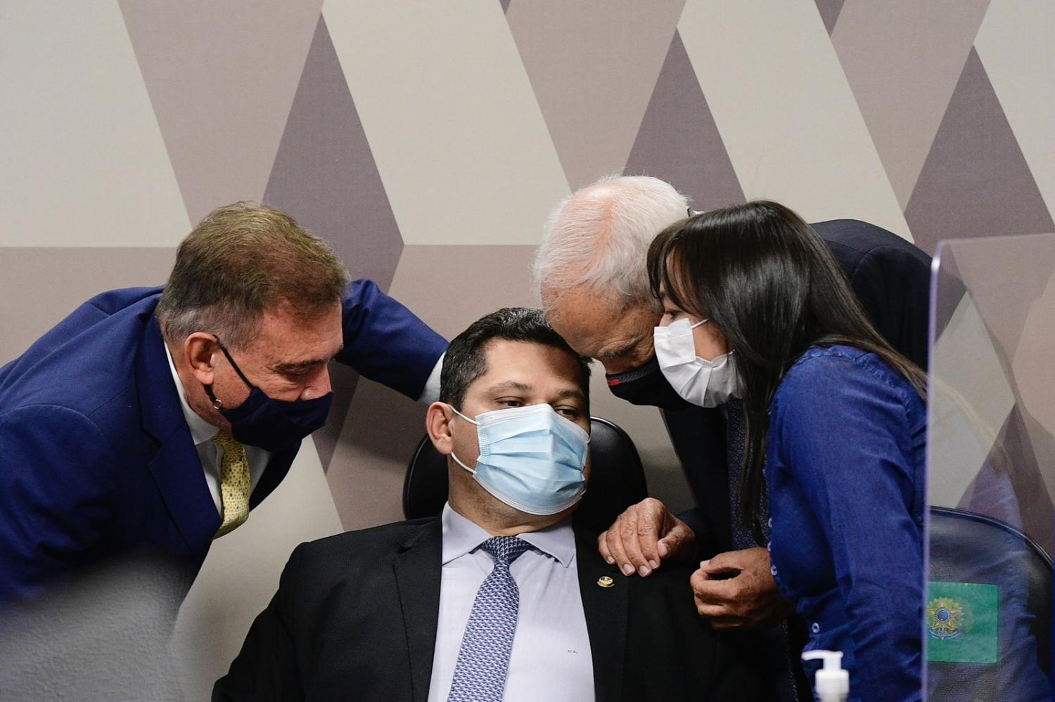 Davi Alcolumbre anuncia sabatinas de todas as autoridades no esforço concentrado do Senado